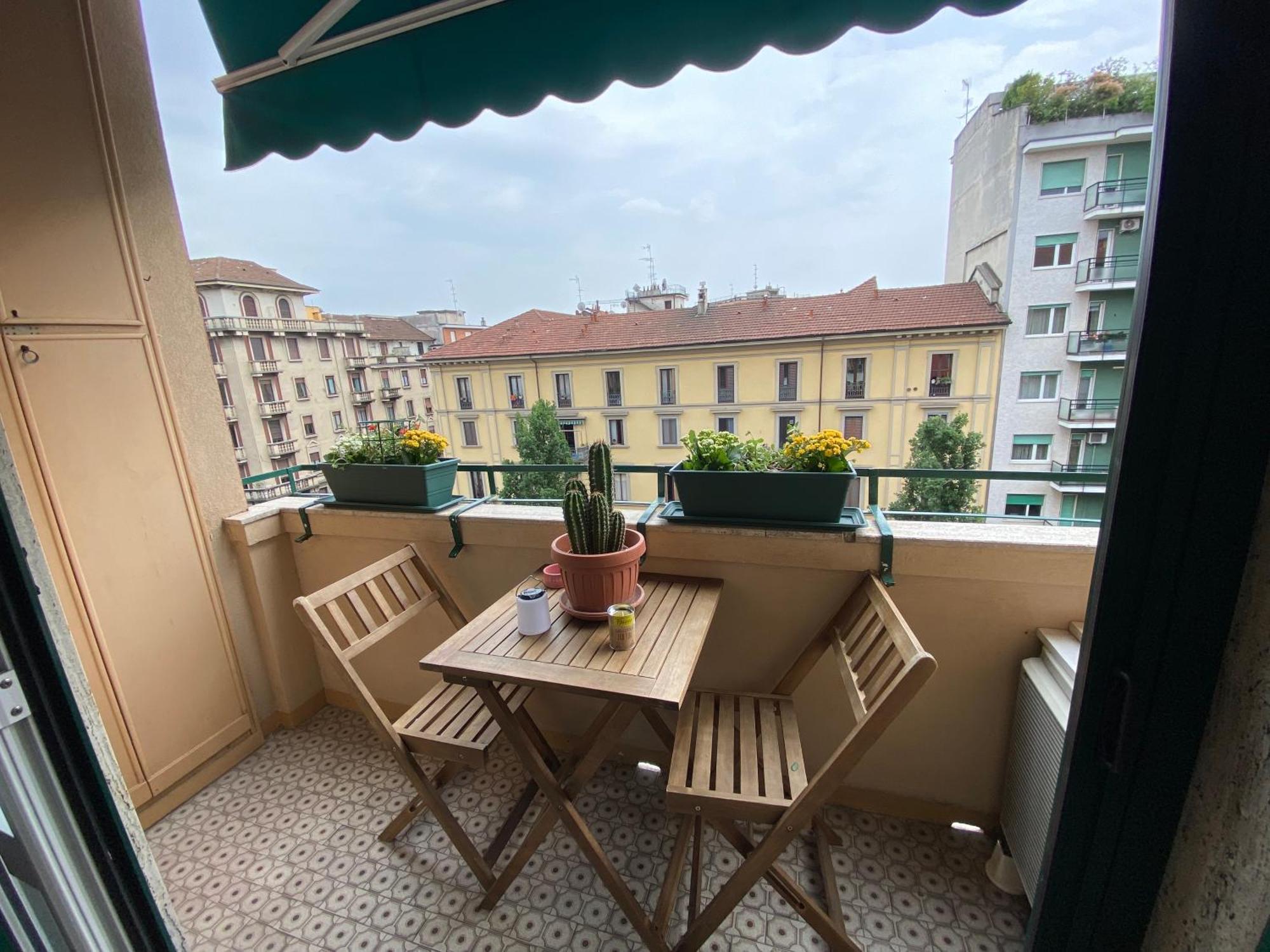 Daniela'S Spazioso Appartamento Ai Navigli Milano Eksteriør bilde